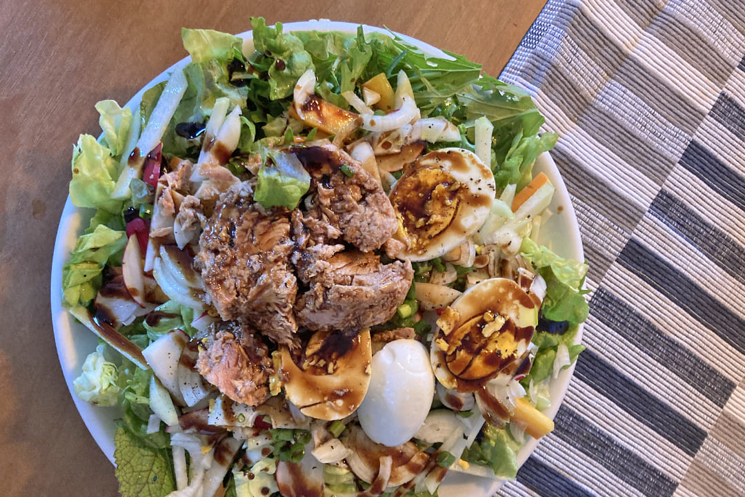 Schlemmersalat mit Tunfisch und Ei